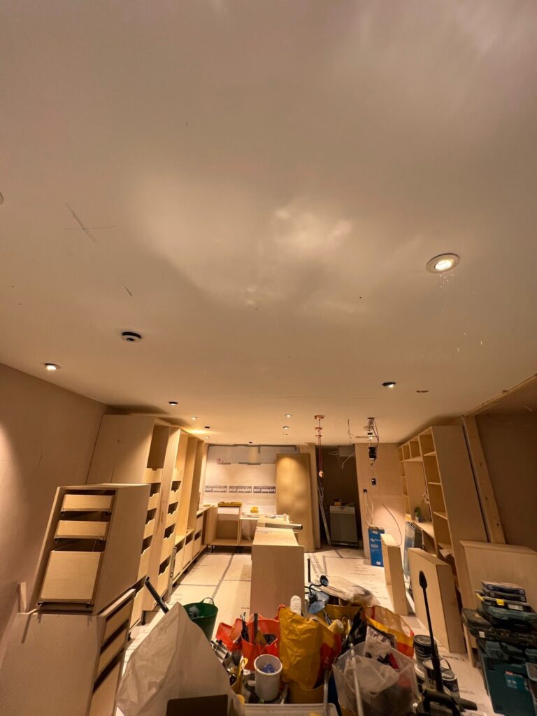 8 Bedroom House in Battersea, Basement & Full Refurbishment