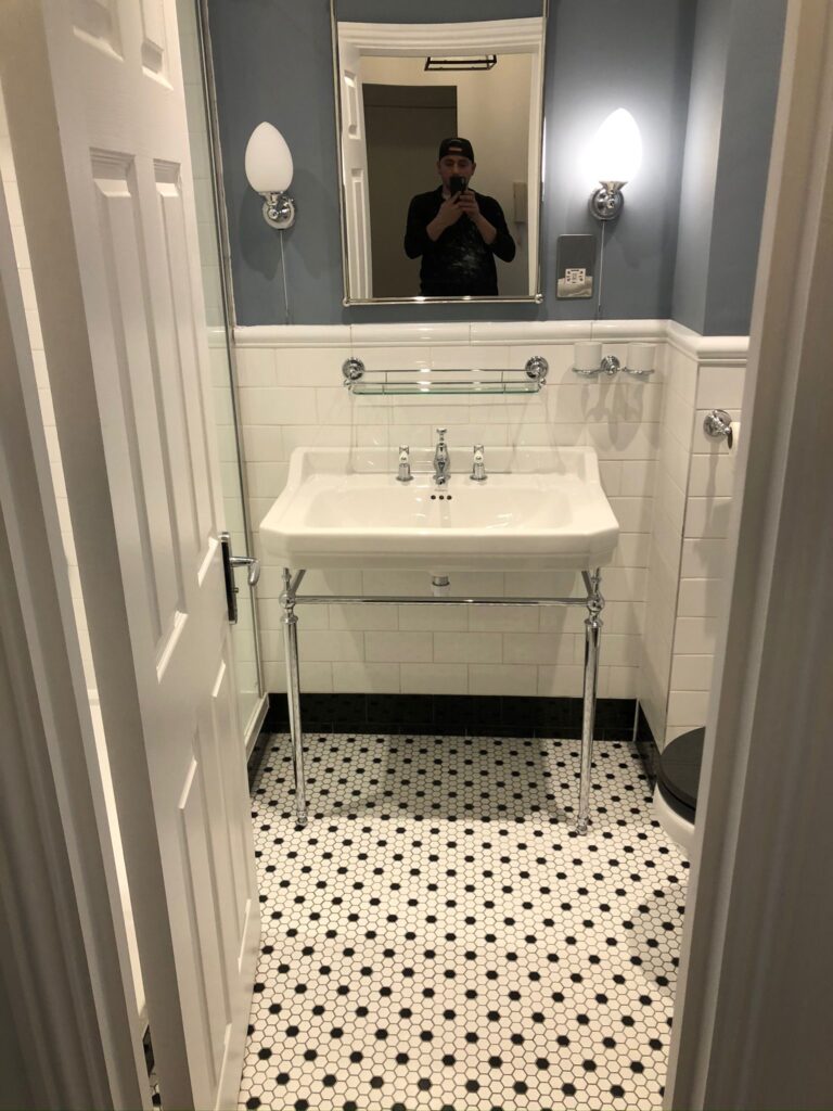 Bathroom refurbishment Islington